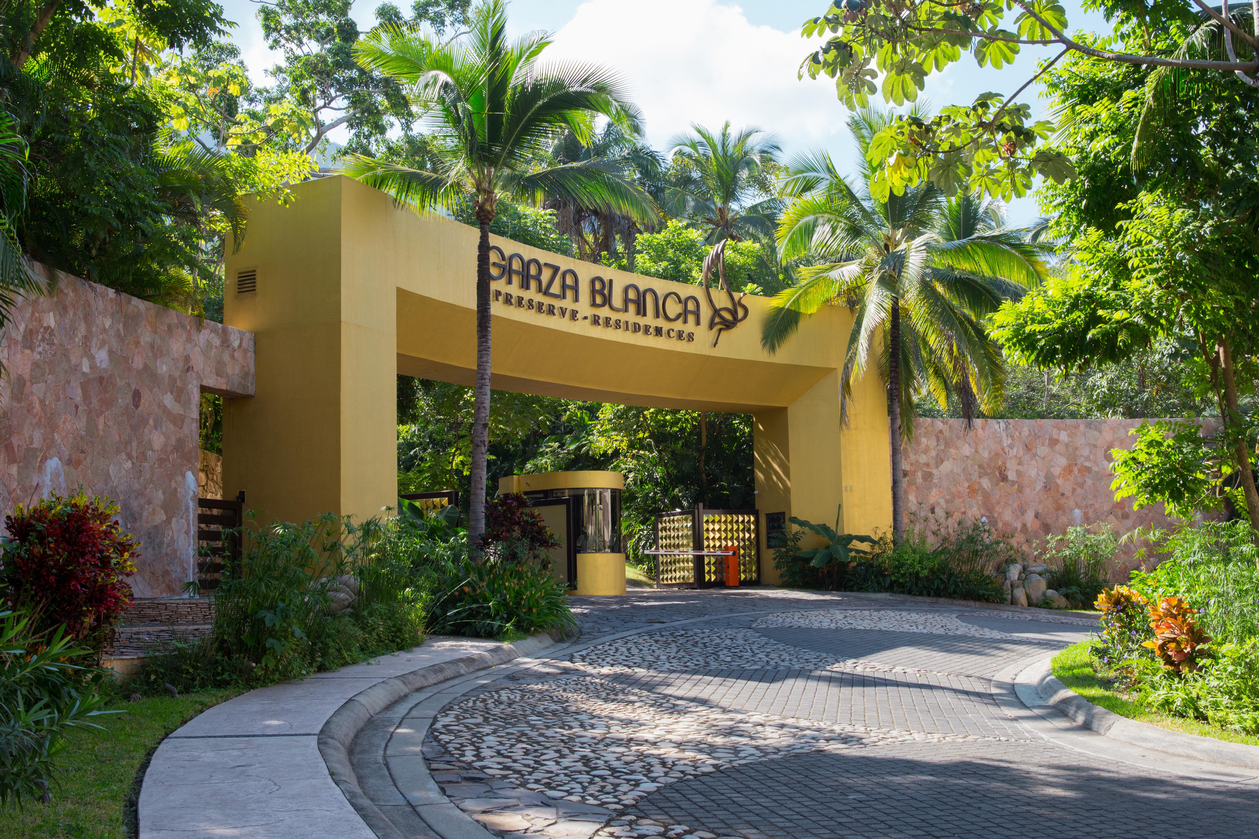 Garza Blanca Preserve Resort & Spa Puerto Vallarta Exterior foto